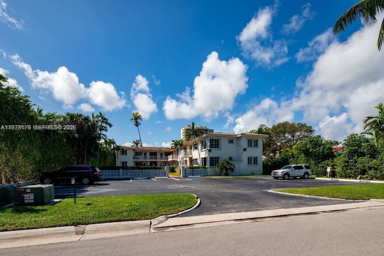 34 Bal Bay Dr , Unit 4, Bal Harbour, FL 33154 Photo