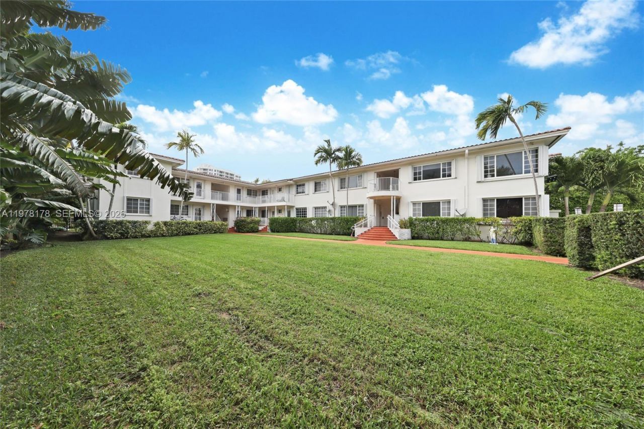34 Bal Bay Dr, Unit 4, Bal Harbour, FL 33154 Photo