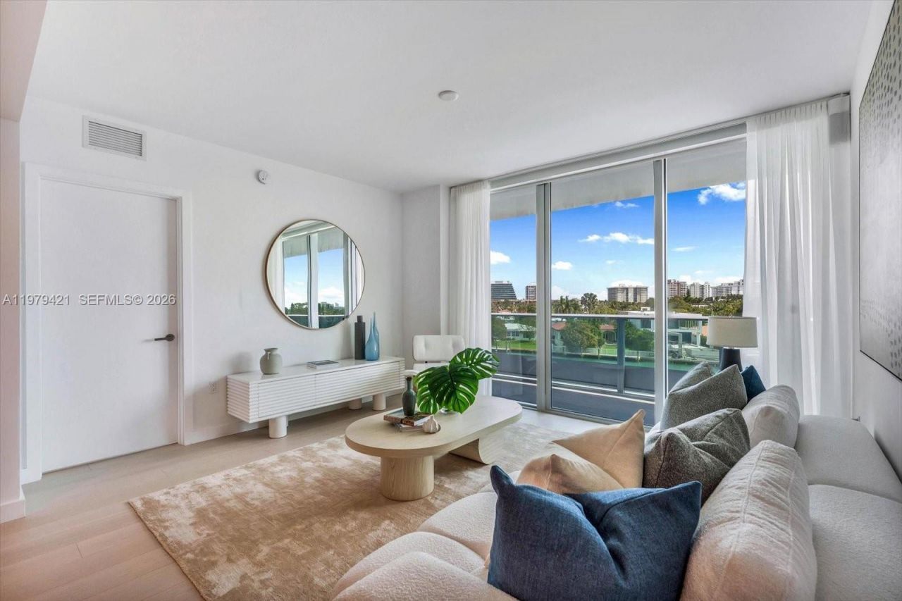 9201 E Bay Harbor Dr , Unit 503, Bal Harbour, FL 33154 Photo