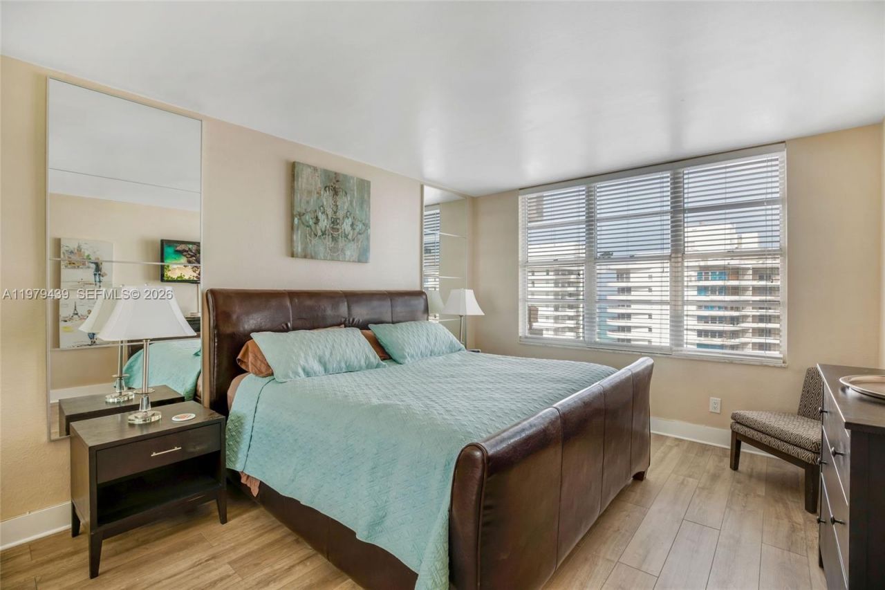 5600 Collins Ave , Unit 16B, Miami Beach, FL 33140 Photo