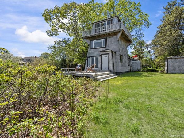 55 West End Avenue , East Quogue, NY 11942