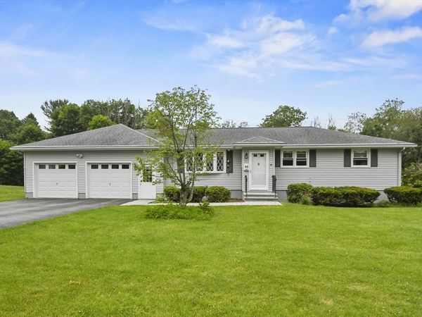 86 Harriet Avenue, Shrewsbury, MA 01545