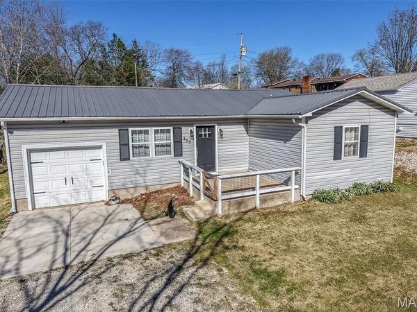 205 N Waller Street, Crocker, MO 65452