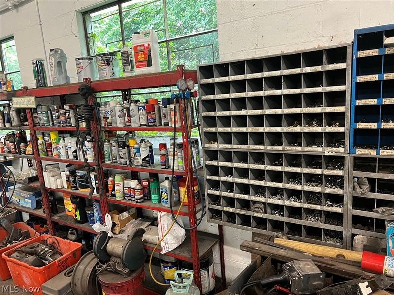 5900 market, Boardman, OH 44512 Photo 7