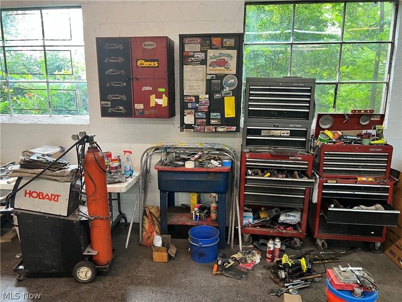 5900 market, Boardman, OH 44512 Photo 8