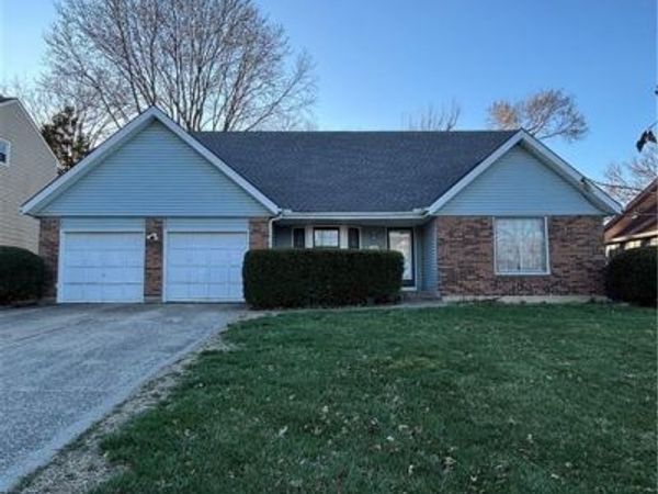 10580 Noland Road, Overland Park, KS 66215