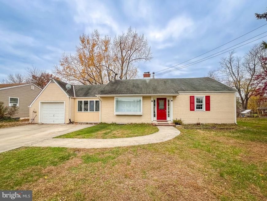 10 Makefield Road , Morrisville, PA 19067 Main Photo