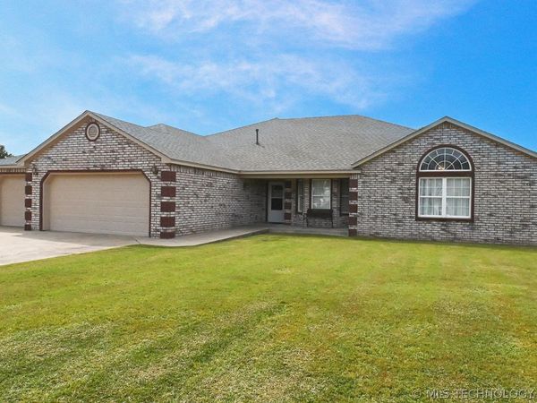 501 S 64th Street W, Muskogee, OK 74401