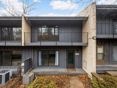 11450 Minnetonka Mills Road, Hopkins, MN 55305