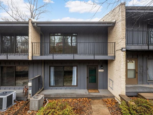 11450 Minnetonka Mills Road, Hopkins, MN 55305