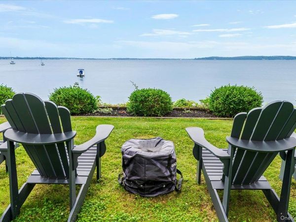 100 W Shore Drive , Southold, NY 11971