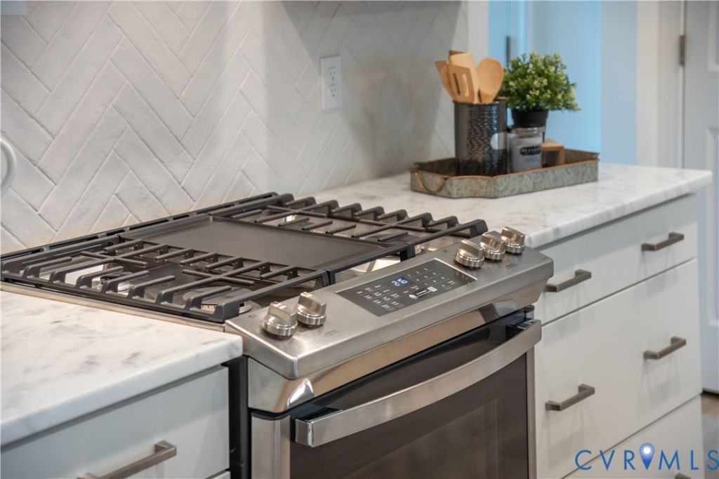 8677 Hope Farm Lane  Mechanicsville, VA 23111