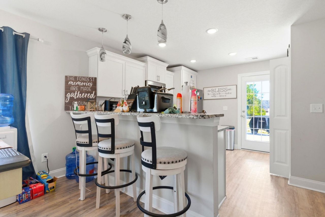 784 12th Ave. Photo 12