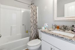 784 12th Ave. photo 4