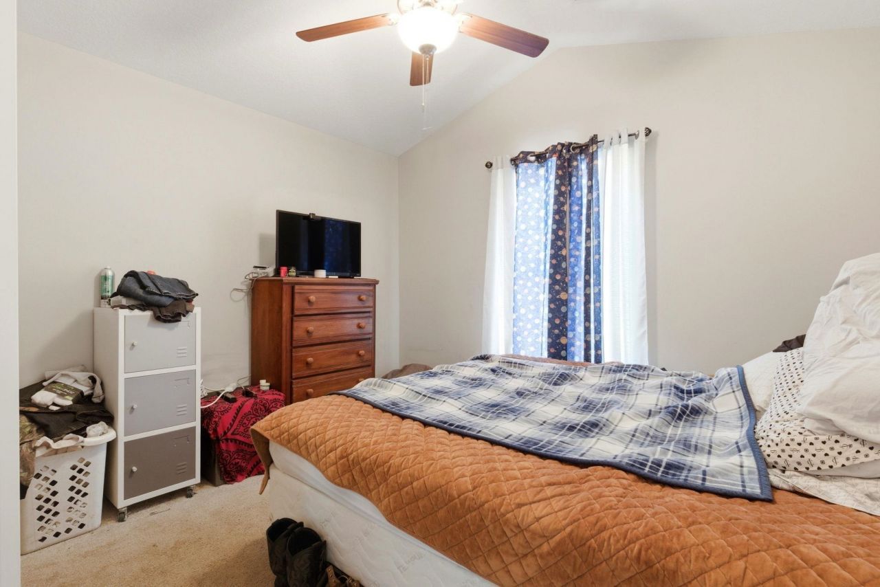 784 12th Ave. Photo 5