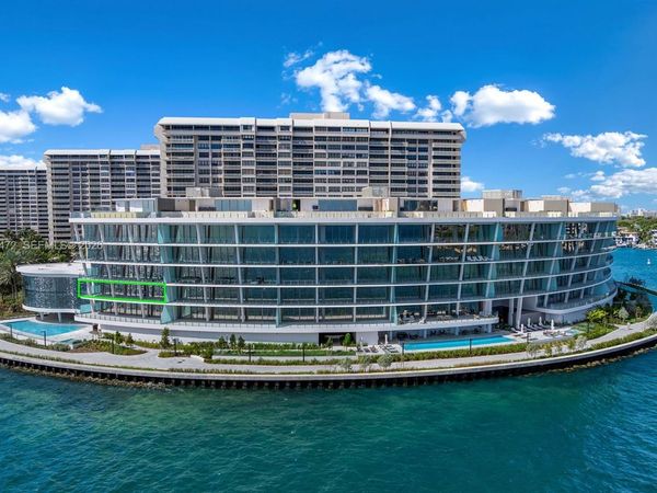 5 Grove Isle Dr , Unit M301, Coconut Grove, FL 33133