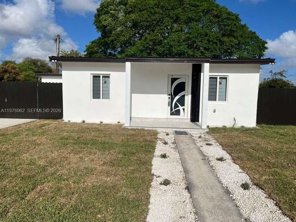 16320 NW 19 CT , Miami Gardens, FL 33054