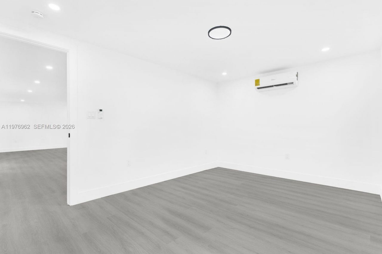 16320 NW 19 Ct, Miami Gardens, FL 33054 Photo