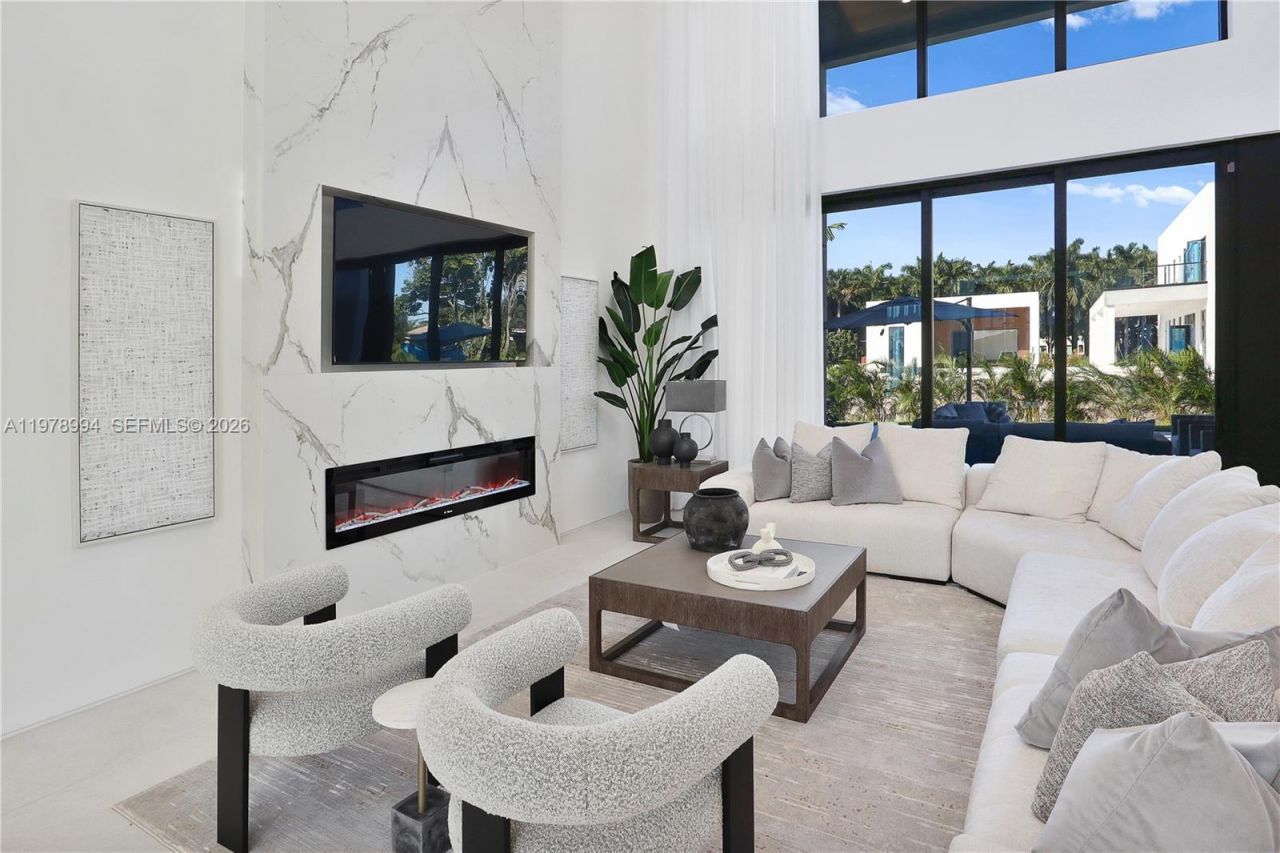 2311 SW 108th Ter, Davie, FL 33324 Photo