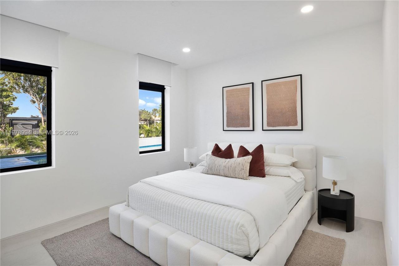 2311 SW 108th Ter, Davie, FL 33324 Photo