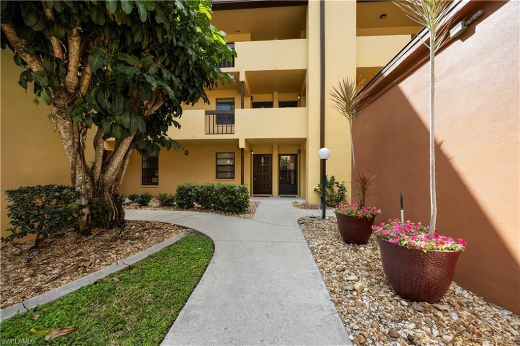 6142 Whiskey Creek Dr, Unit 603, Fort Myers, FL 33919 Photo