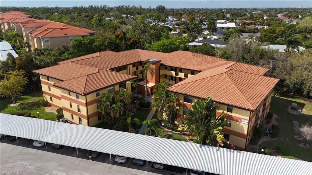 6142 Whiskey Creek Dr, Unit 603, Fort Myers, FL 33919 Photo