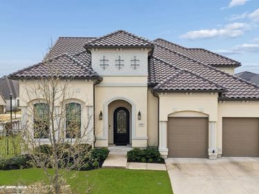 14201 Overlook Park Drive, Fort Worth, TX 76008