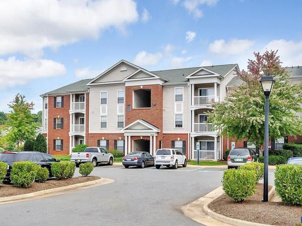 155 YELLOWSTONE DR, Unit 002, CHARLOTTESVILLE, VA 22903