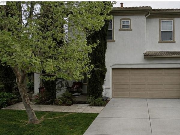 3 Marblehead Ln, Novato, CA 94949