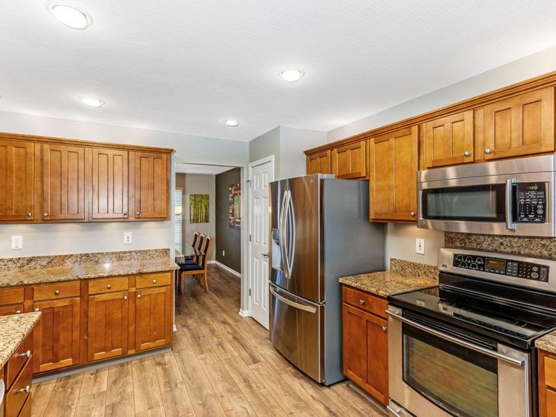 5861 Platinum Drive, Grove City, OH 43123 Photo 17