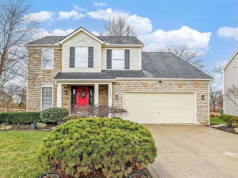 5861 Platinum Drive, Grove City, OH 43123 Photo 2