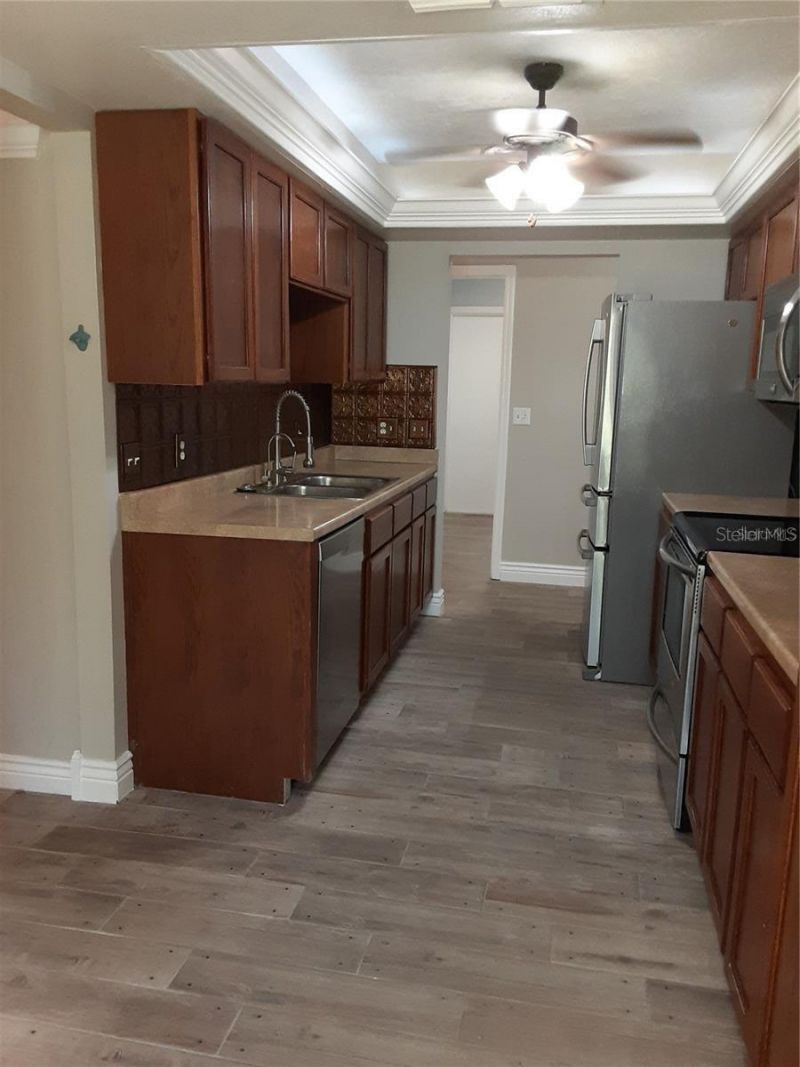 5619 Colonial Oaks Boulevard, Sarasota, FL 34232 Photo