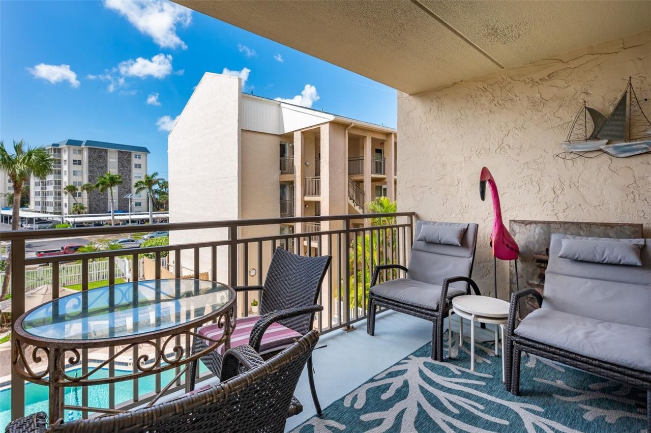 845 Benjamin Franklin Drive, Unit 302, Sarasota, FL 34236 Photo