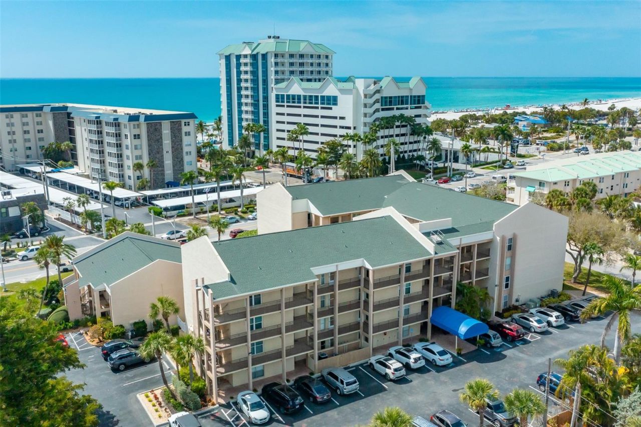 845 Benjamin Franklin Drive, Unit 302, Sarasota, FL 34236 Photo