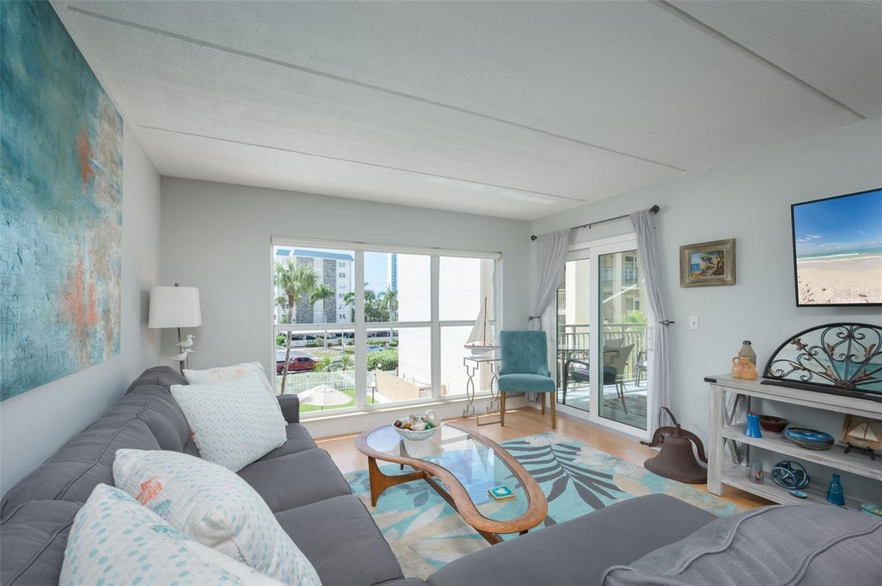 845 Benjamin Franklin Drive, Unit 302, Sarasota, FL 34236 Photo