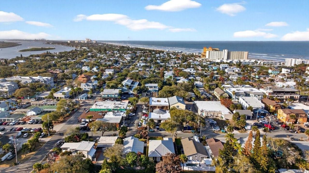 307 Jessamine Avenue , New Smyrna Beach, FL 32169 Photo