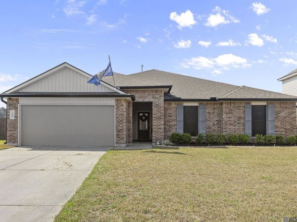 36996 Prestonview Ln, Denham Springs, LA 70706