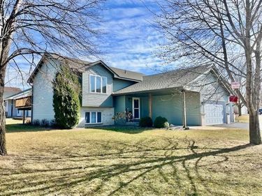 1315 Science Avenue NW, New Prague, MN 56071