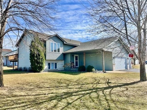 1315 Science Avenue NW, New Prague, MN 56071