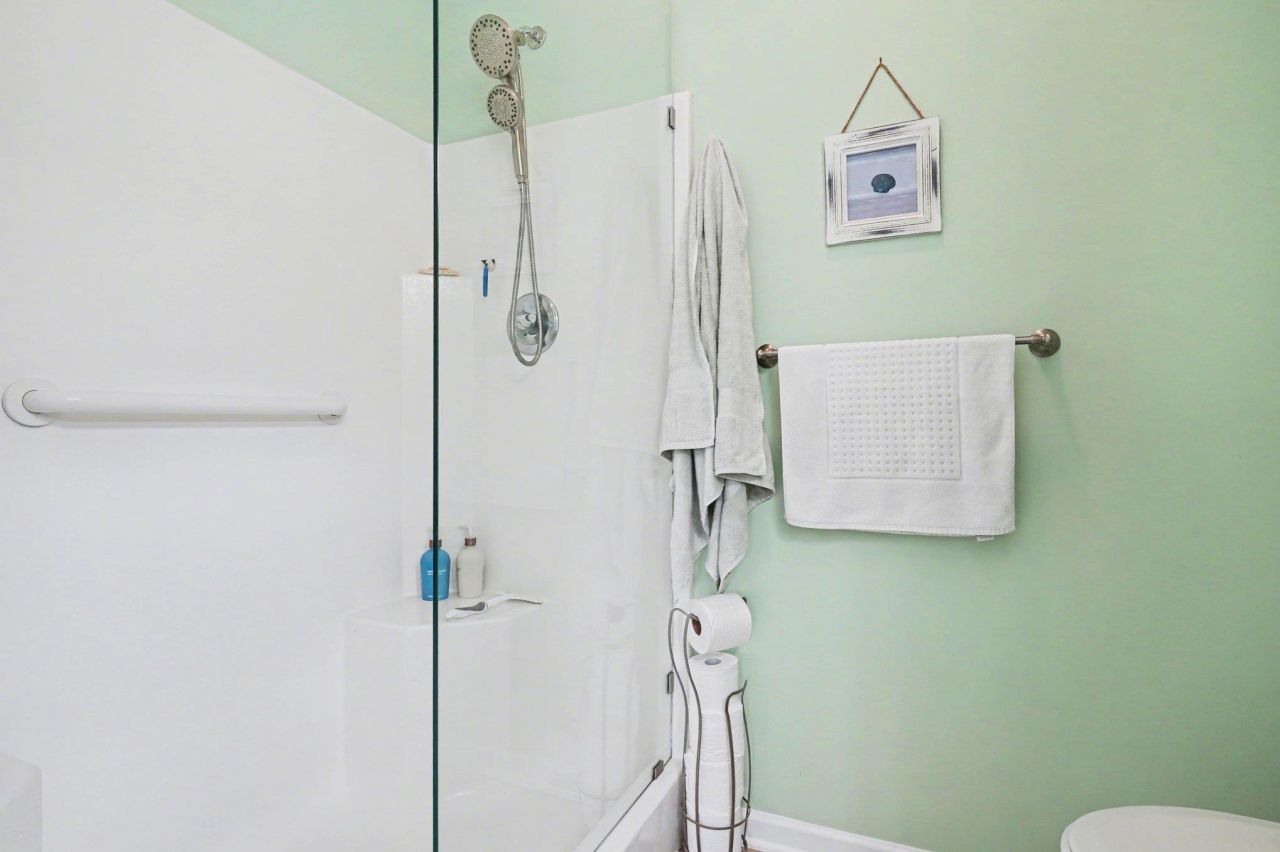 284 Archdale St. Photo 15