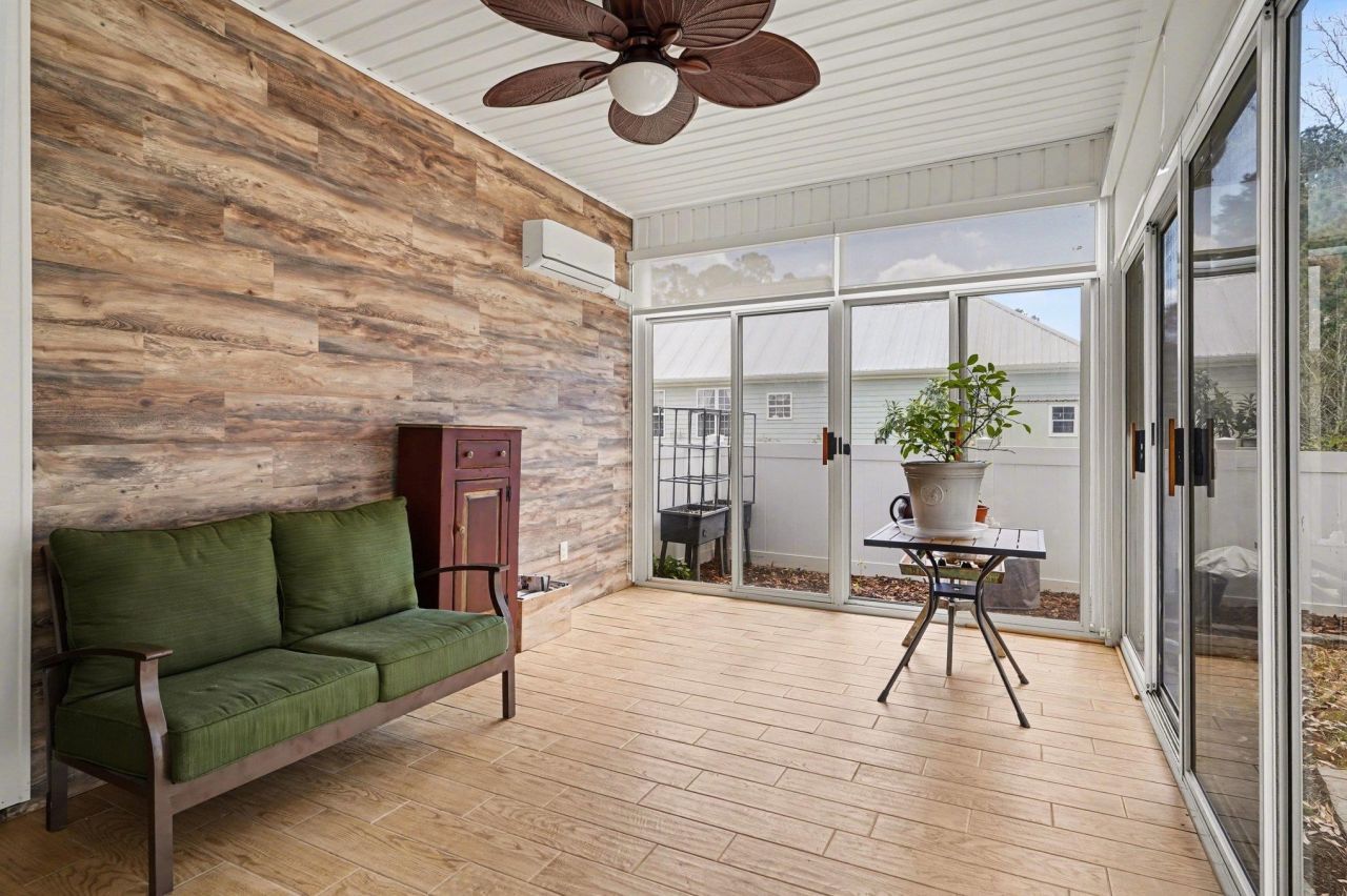 284 Archdale St. Photo 23