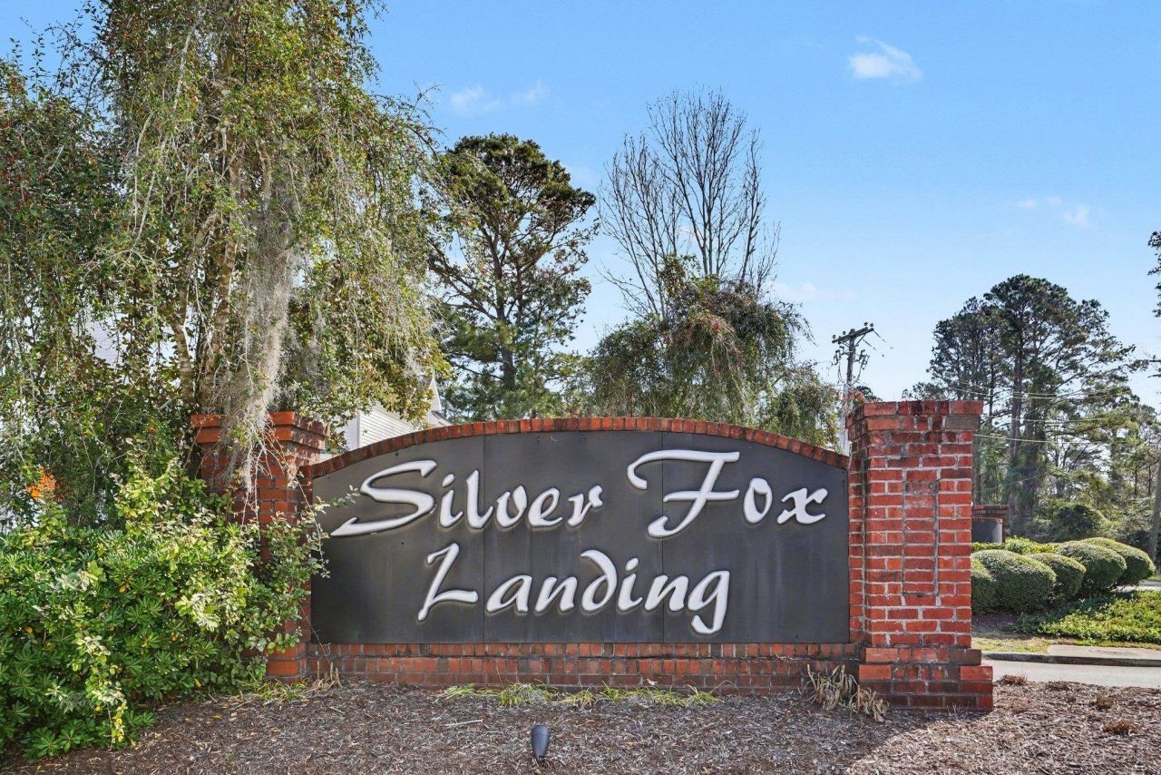 284 Archdale St. Photo 33