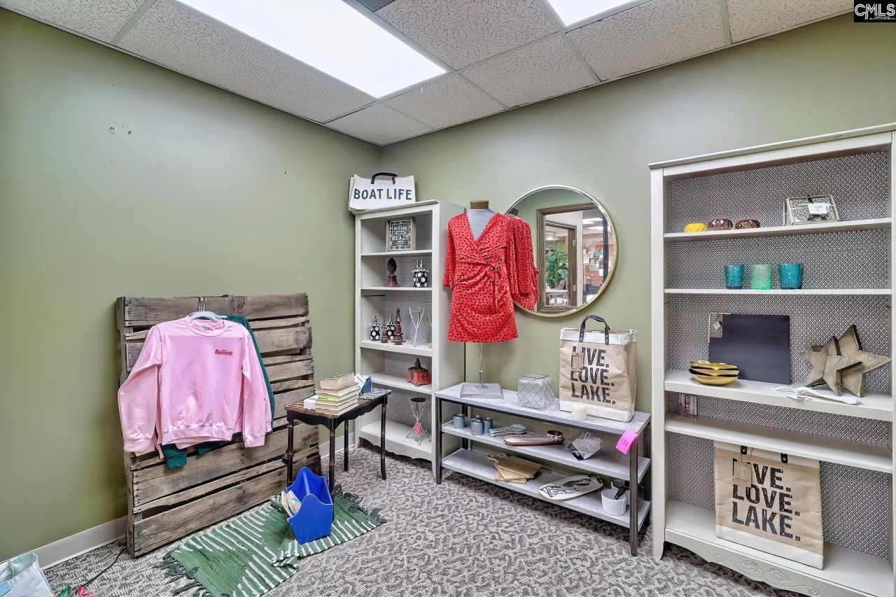 1076 Sunset Photo 16