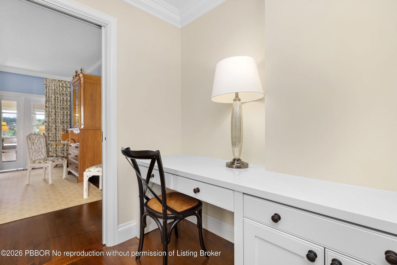 300 S Ocean Boulevard, Unit 1D, Palm Beach, FL 33480 Photo