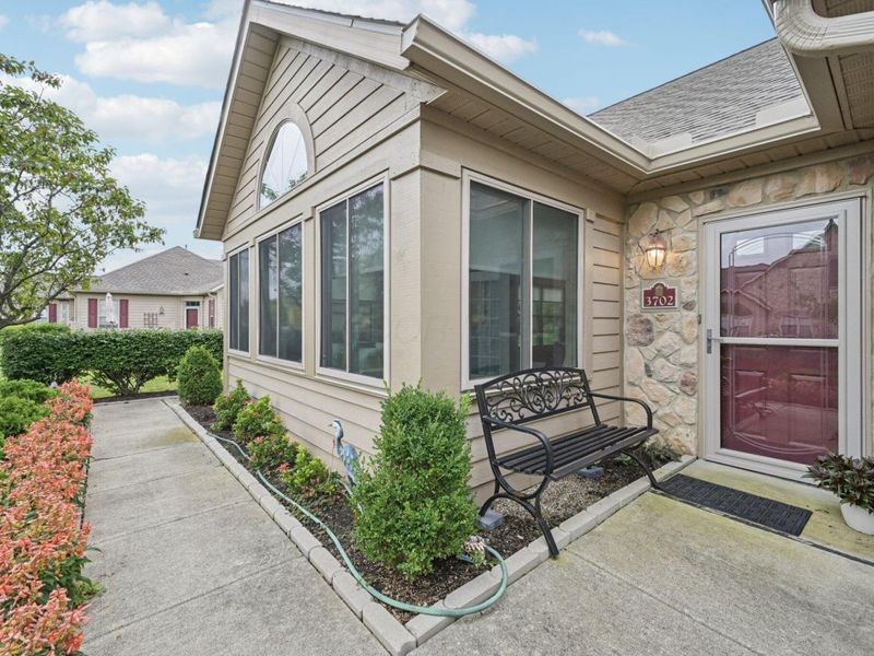 3702 Stoneway Point, Powell, OH 43065 Photo 1