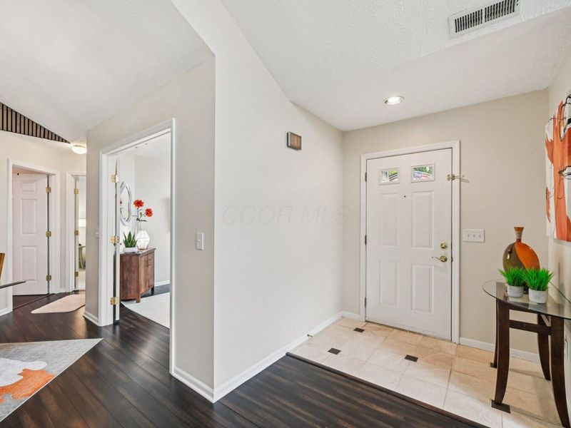 3702 Stoneway Point, Powell, OH 43065 Photo 6