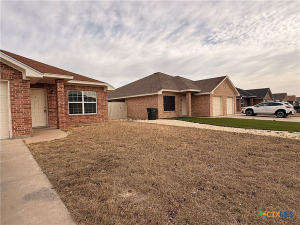 6210 Temora Loop , Unit B, Killeen, TX 76549