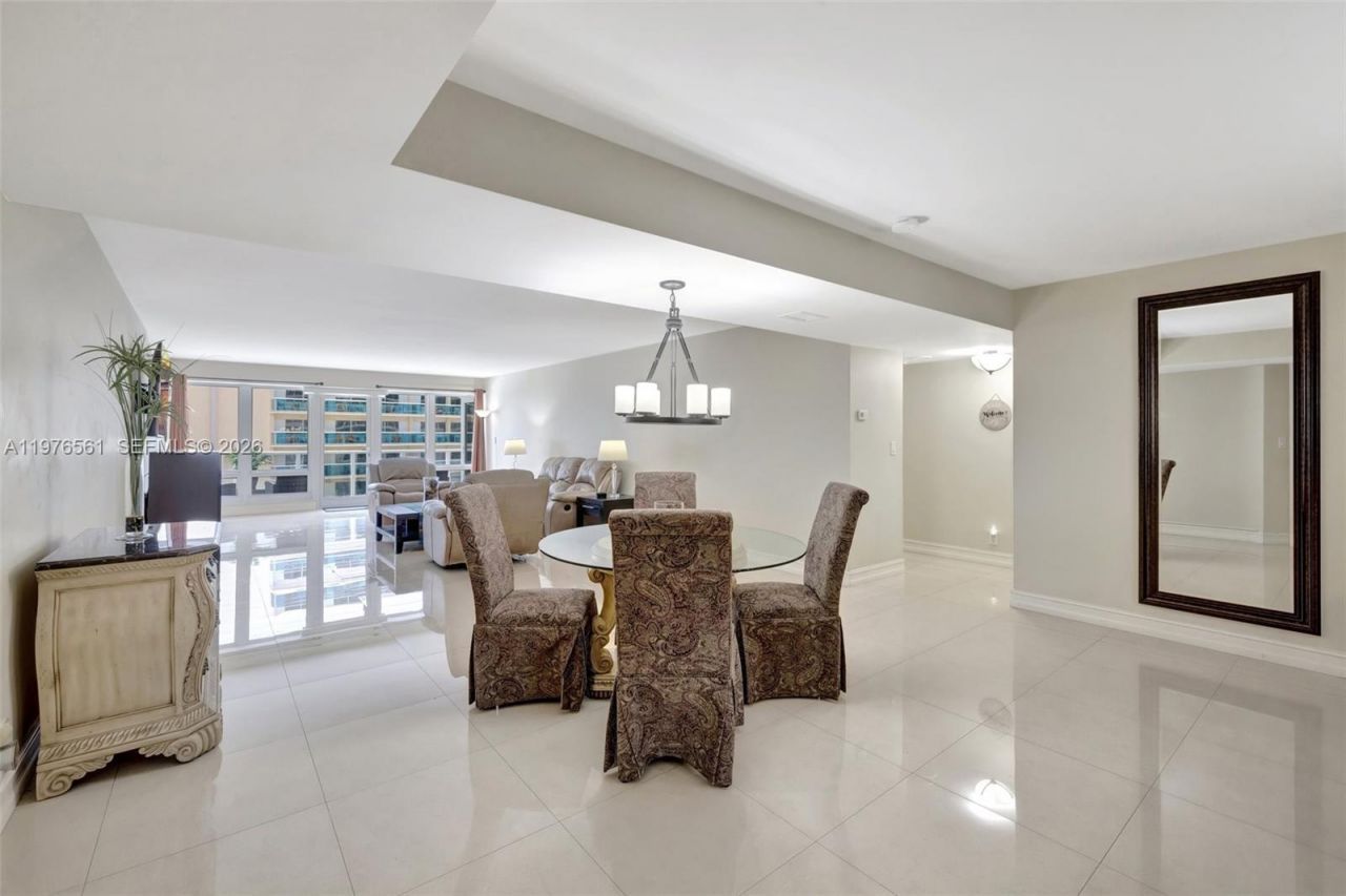 4100 Galt Ocean Dr , Unit 307, Fort Lauderdale, FL 33308 Photo