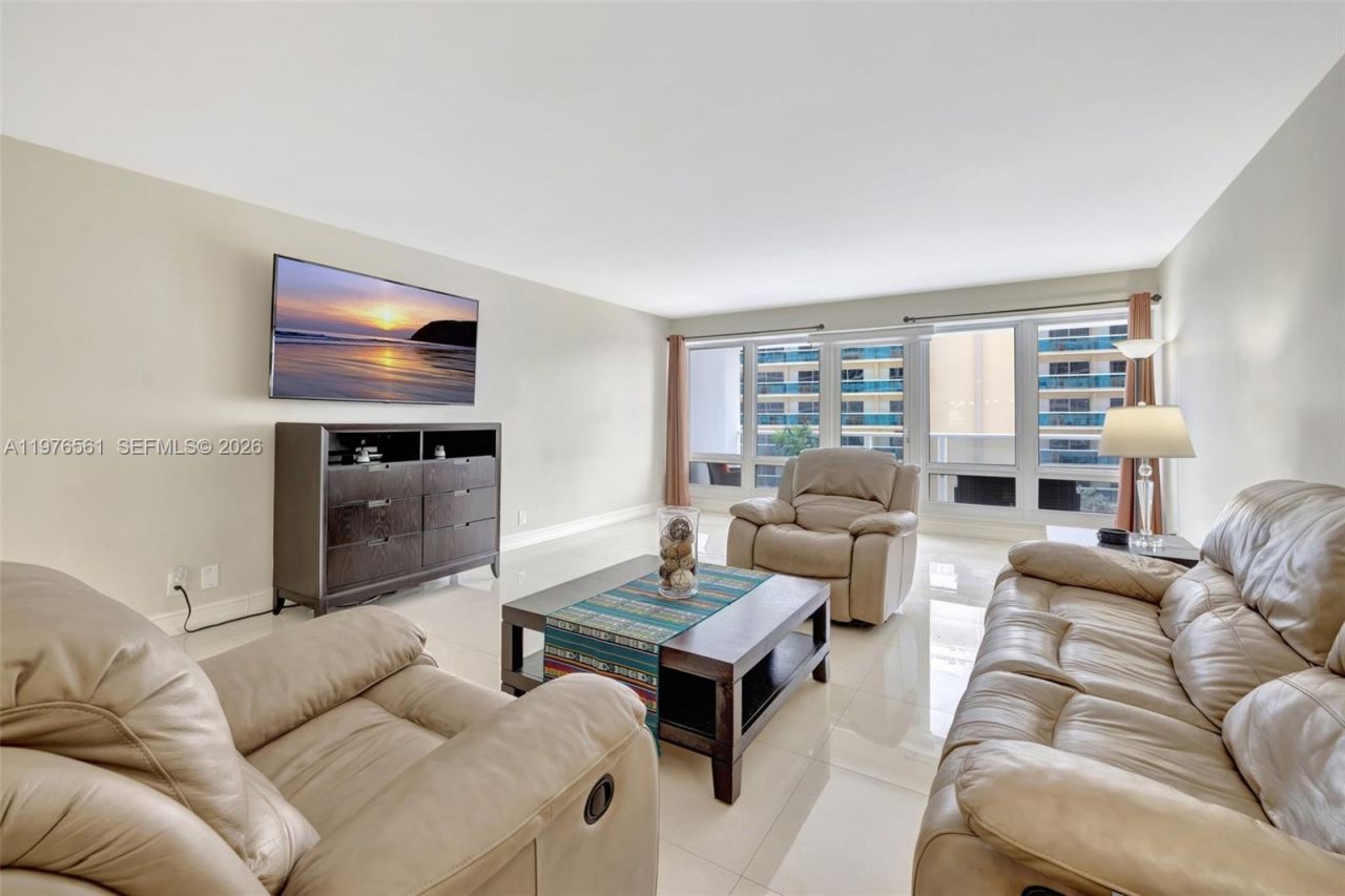 4100 Galt Ocean Dr , Unit 307, Fort Lauderdale, FL 33308 Photo