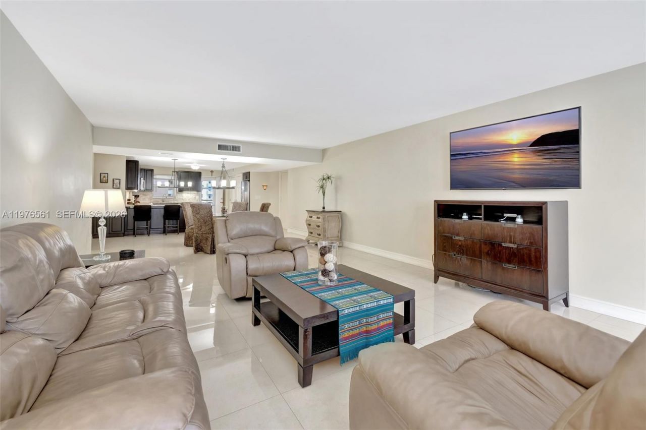 4100 Galt Ocean Dr , Unit 307, Fort Lauderdale, FL 33308 Photo